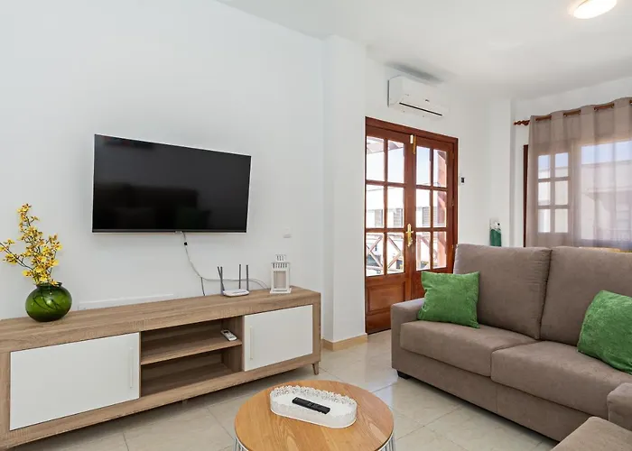 Place To Be By Pvl * Playa Blanca (Lanzarote)